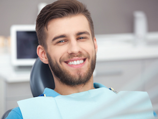 First visit to cosmetic dentist and general dentist in Los Angeles, CA
